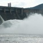 Almacenamiento y generación de energía en una presa hidroeléctrica